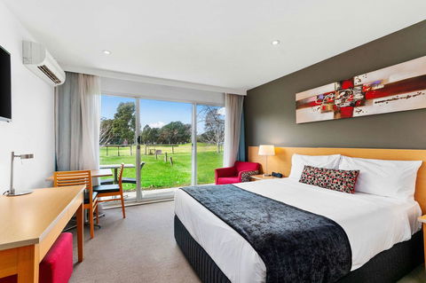 Quality Inn & Suites Traralgon - Holiday Great Ocean Road 10