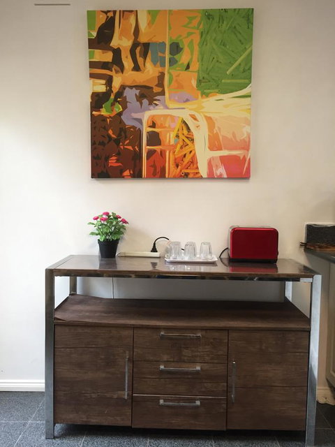 Doncaster Westfield Home Stay - Holiday Great Ocean Road 22