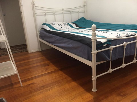 Doncaster Westfield Home Stay - Holiday Great Ocean Road 5