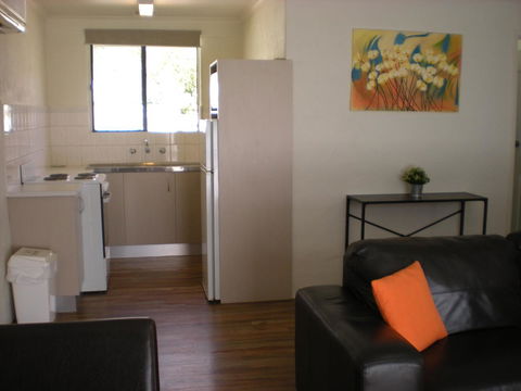 Willow Dene Holiday Apartments - Holiday Great Ocean Road 7
