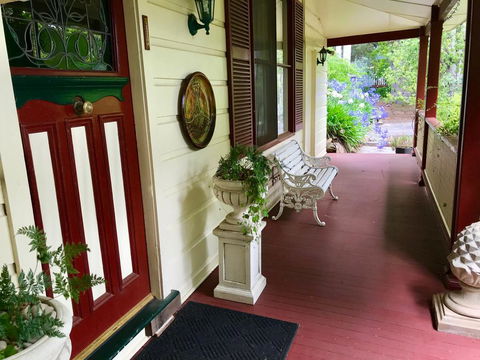 The Chalet Guesthouse And Studio - Holiday Great Ocean Road 0