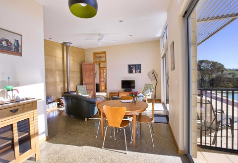 The Chocolate Lily Bed & Breakfast - Holiday Great Ocean Road 1