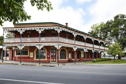 The Daylesford Hotel - Holiday Great Ocean Road 1