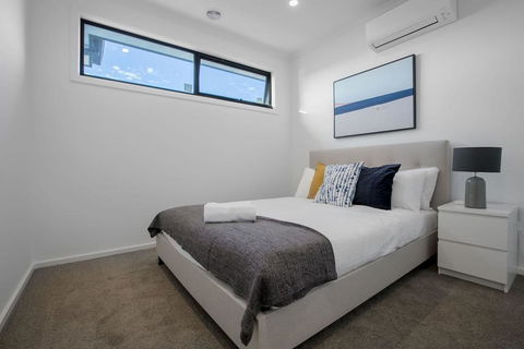 Trendy Sweet Home 4Beds@Blackburn South - Holiday Great Ocean Road 3