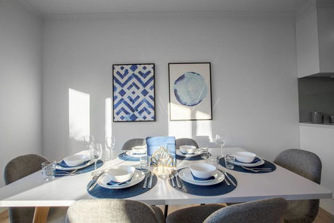 Trendy Sweet Home 4Beds@Blackburn South - Holiday Great Ocean Road 1