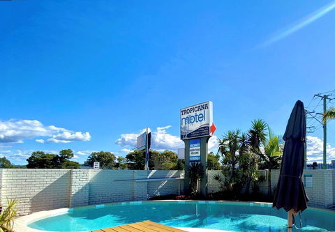 Tropicana Motel - Holiday Great Ocean Road 0
