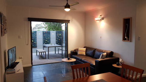 Two Bedroom Garden Apartment - Holiday Great Ocean Road 1