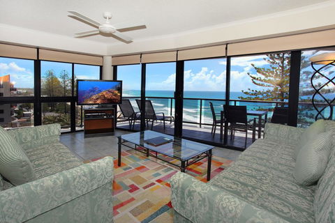 Unit 10, Phoenix Apartments, 1736 David Low Way, Coolum Beach - Holiday Great Ocean Road 3