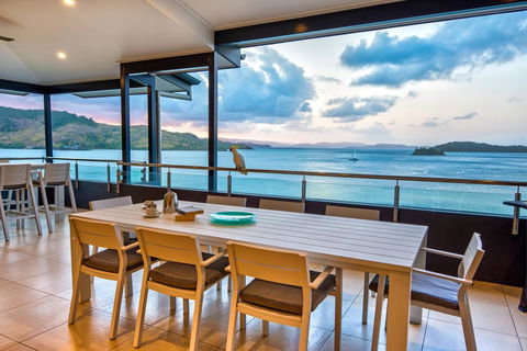 Villa 16 The Edge On Hamilton Island - Holiday Great Ocean Road 0