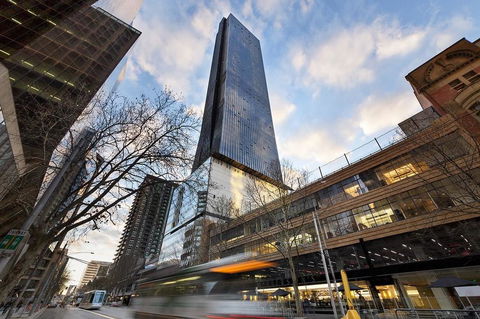 Wake To Eureka Tower Views From Prestigious Collins St - Holiday Great Ocean Road 1