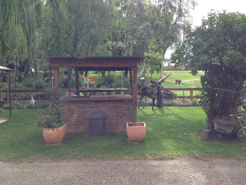 Walcha Royal Cafe & Accommodation - Holiday Great Ocean Road 2