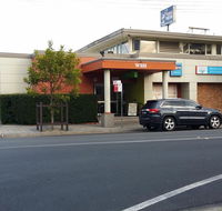 Warners Bay Hotel - Holiday Great Ocean Road