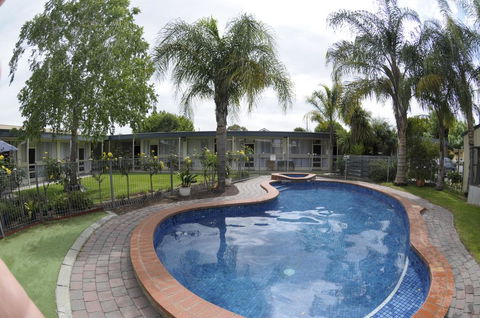 Warrina Motor Inn - Holiday Great Ocean Road 0