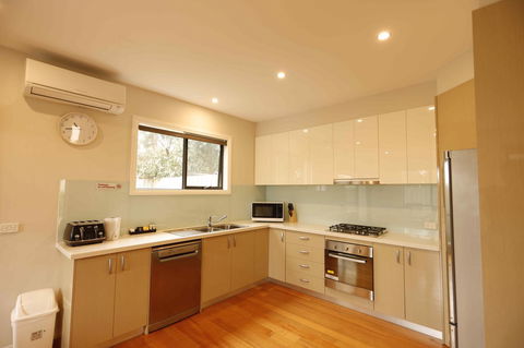 Apollo Bay Seal Apartments - Holiday Great Ocean Road 14