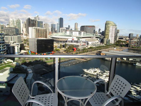 Harbour Escape Apartments Docklands - Holiday Great Ocean Road 10