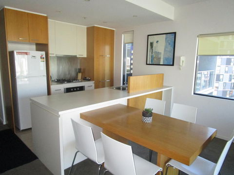 Harbour Escape Apartments Docklands - Holiday Great Ocean Road 9