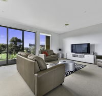 23 Coast Drive Torquay - Holiday Great Ocean Road