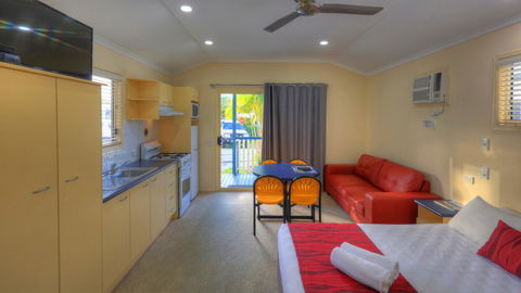 Alex Beach Cabins And Tourist Park - Holiday Great Ocean Road 23