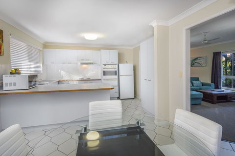 The Beach Motel Hervey Bay - Holiday Great Ocean Road 25