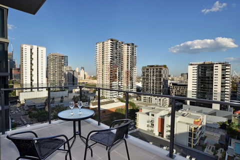 Brisbane One Apartments By CLLIX - Holiday Great Ocean Road 1