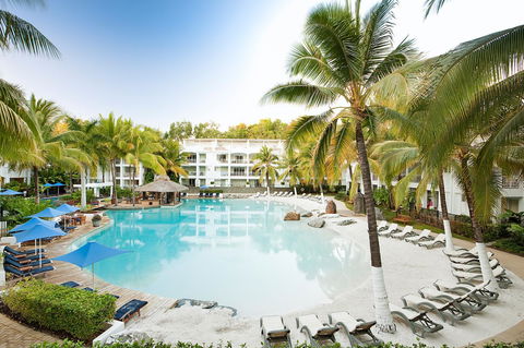 Palm Cove Paradise - Couples Spa Beach Getaway - Holiday Great Ocean Road 1