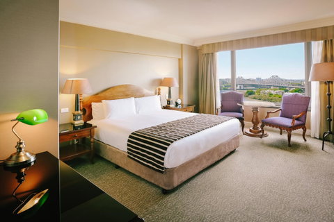 Stamford Plaza Brisbane - Holiday Great Ocean Road 9