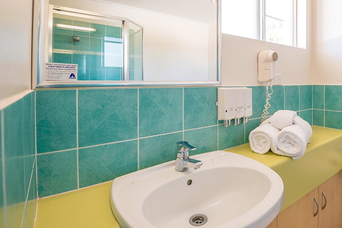 At The Sound Noosa Motel - Holiday Great Ocean Road 32