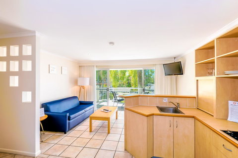 At The Sound Noosa Motel - Holiday Great Ocean Road 25