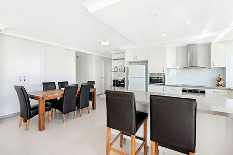 ULTIQA Beach Haven On Broadbeach - Holiday Great Ocean Road 14