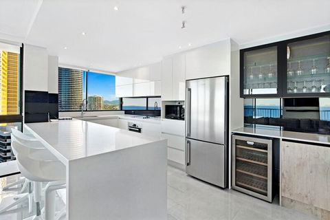 ULTIQA Beach Haven On Broadbeach - Holiday Great Ocean Road 2