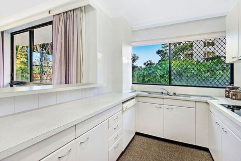 ULTIQA Beach Haven On Broadbeach - Holiday Great Ocean Road 36