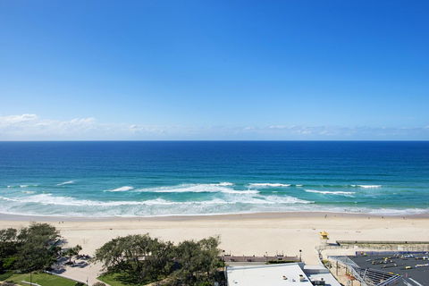 ULTIQA Air On Broadbeach - Holiday Great Ocean Road 10