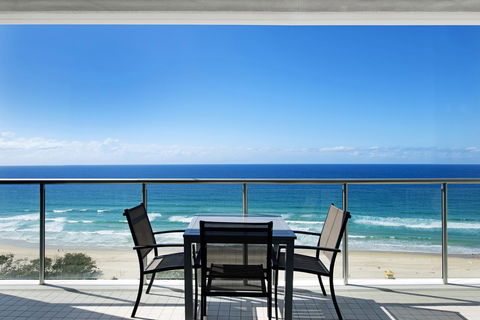 ULTIQA Air On Broadbeach - Holiday Great Ocean Road 11