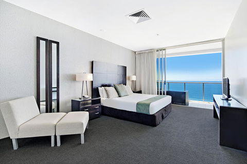 ULTIQA Air On Broadbeach - Holiday Great Ocean Road 8