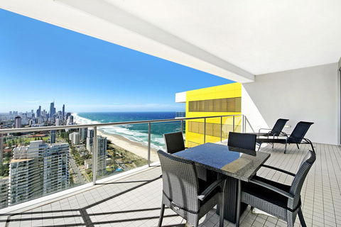 ULTIQA Air On Broadbeach - Holiday Great Ocean Road 17