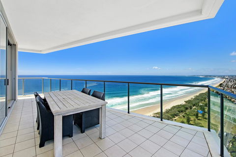 ULTIQA Air On Broadbeach - Holiday Great Ocean Road 32