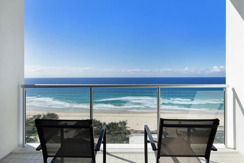 ULTIQA Air On Broadbeach - Holiday Great Ocean Road 12