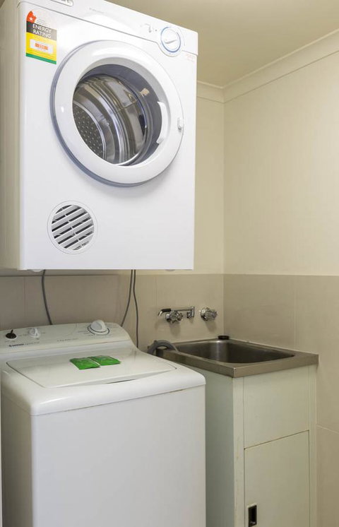 South Pacific Plaza - Official - Holiday Great Ocean Road 40