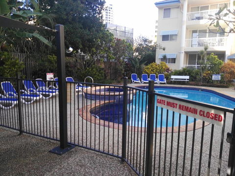 Surfers Beach Holiday Apartments - Holiday Great Ocean Road 10