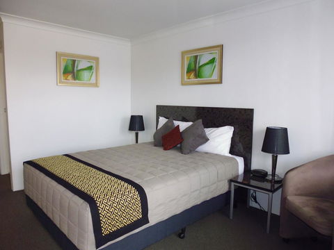 Burke & Wills Motor Inn - Holiday Great Ocean Road 1