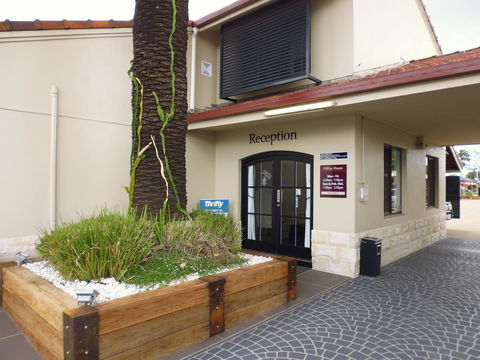 Burke & Wills Motor Inn - Holiday Great Ocean Road 0