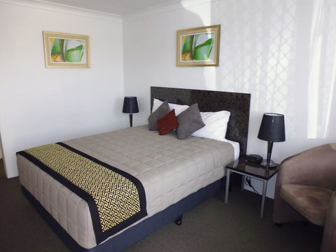 Burke & Wills Motor Inn - Holiday Great Ocean Road 27
