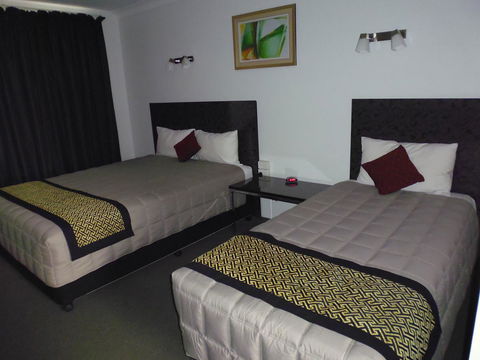 Burke & Wills Motor Inn - Holiday Great Ocean Road 18