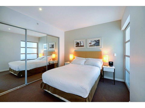 H Star Residences-- Paradise Stayz - Holiday Great Ocean Road 8