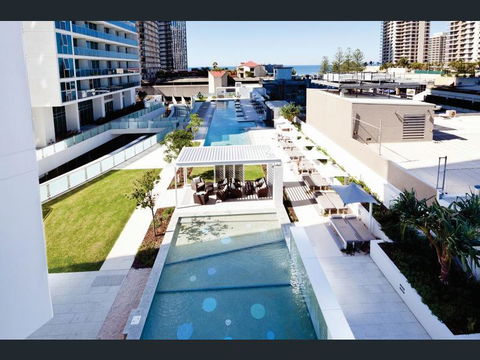 H Star Residences-- Paradise Stayz - Holiday Great Ocean Road 4