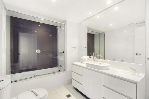 H Star Residences-- Paradise Stayz - Holiday Great Ocean Road 0