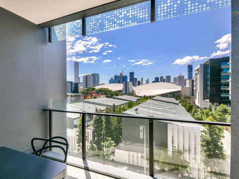 Opera Apartments South Brisbane - Holiday Great Ocean Road 3