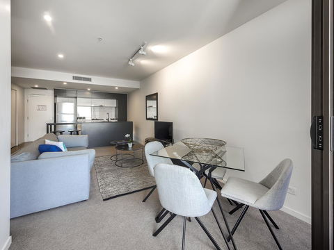 Opera Apartments South Brisbane - Holiday Great Ocean Road 5