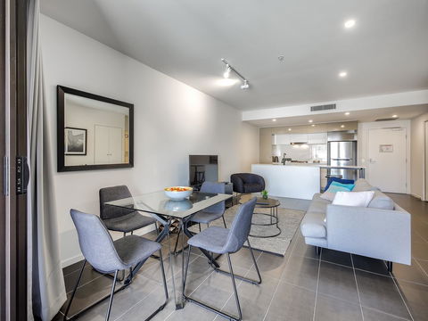 Opera Apartments South Brisbane - Holiday Great Ocean Road 8