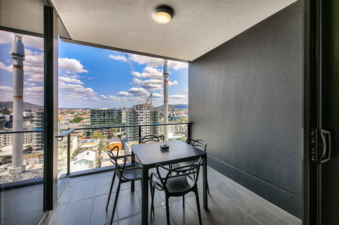 Opera Apartments South Brisbane - Holiday Great Ocean Road 13